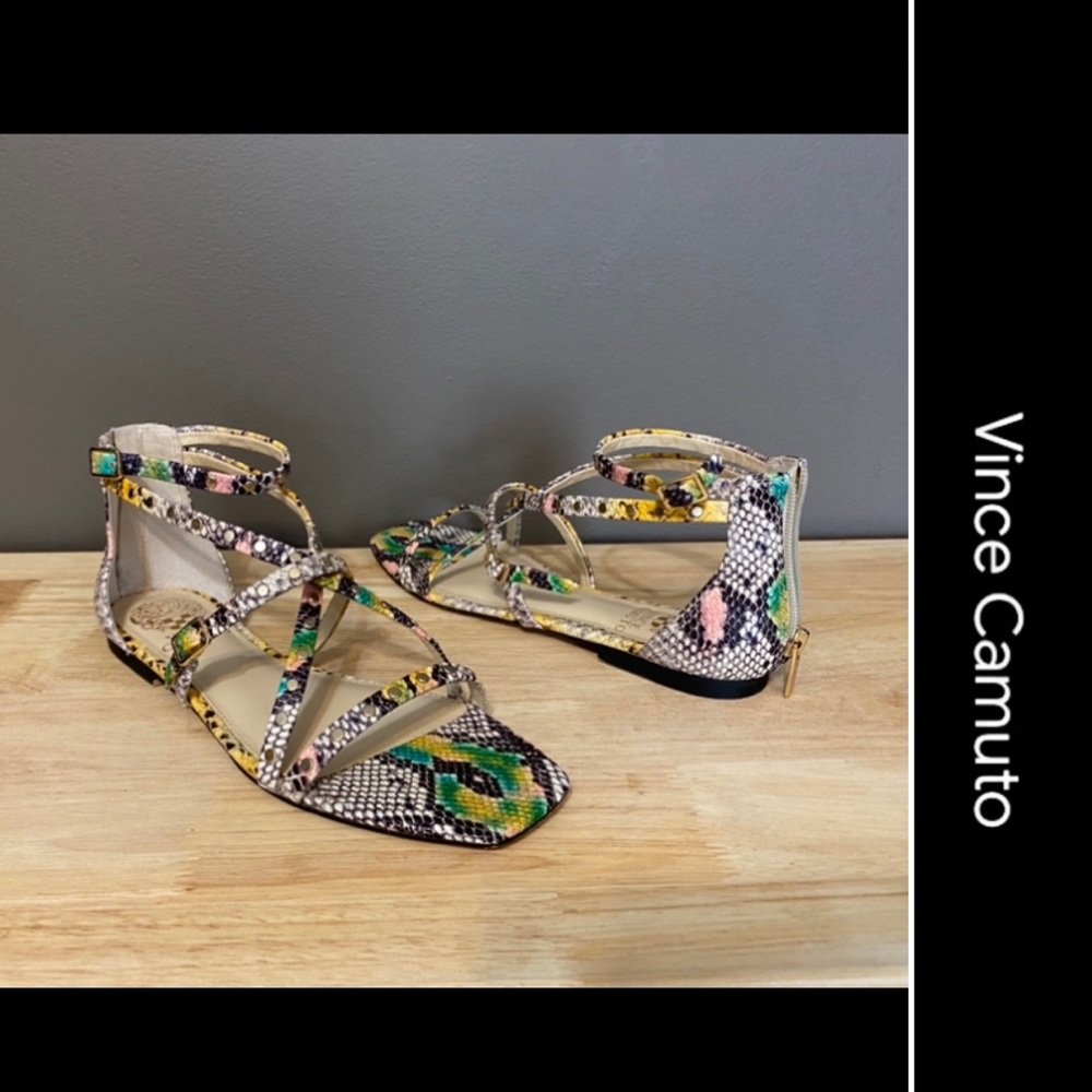🔻SALE🔻VINCE CAMUTO🔹NEW IN BOX